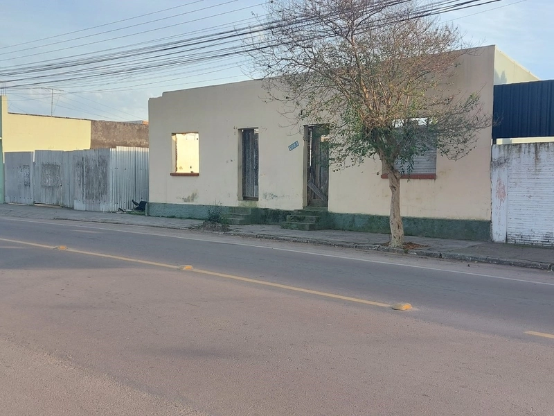 TERRENO EM UMA DAS PRINCIPAIS AVENIDAS DA CIDADE: 3ª foto da galeria de imagens do imóvel