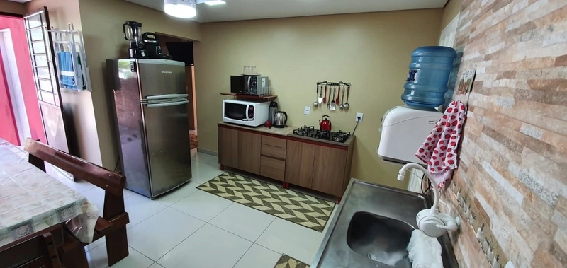 IMÓVEL A UMA QUADRA PRAIA: 3ª foto da galeria de imagens do imóvel