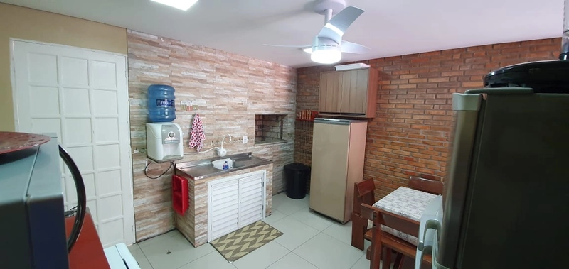 IMÓVEL A UMA QUADRA PRAIA: 5ª foto da galeria de imagens do imóvel