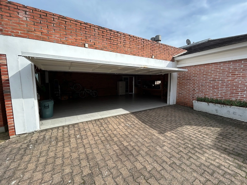 : 2ª foto da galeria de imagens do imóvel