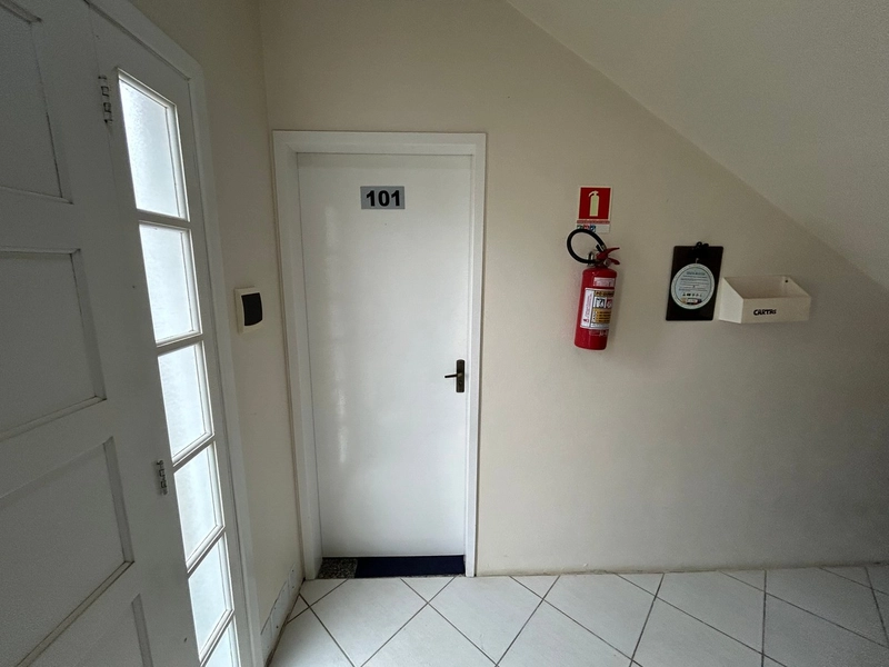 : 2ª foto da galeria de imagens do imóvel