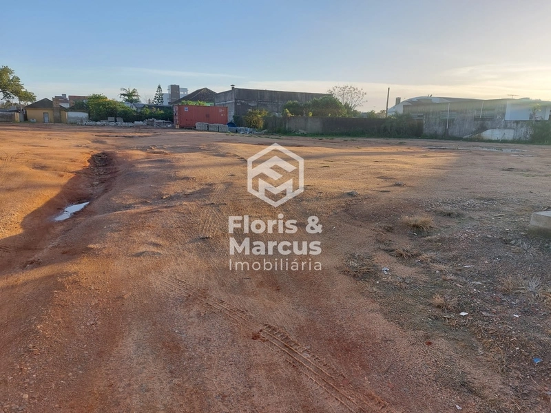 : 2ª foto da galeria de imagens do imóvel