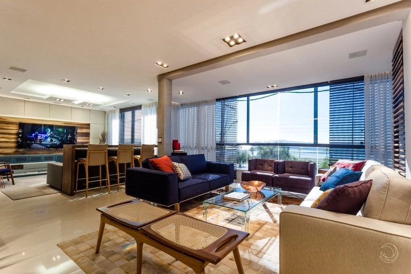 Apartamento 4 dorms - 3 suites - Centro - Florianópolis: 9ª foto da galeria de imagens do imóvel