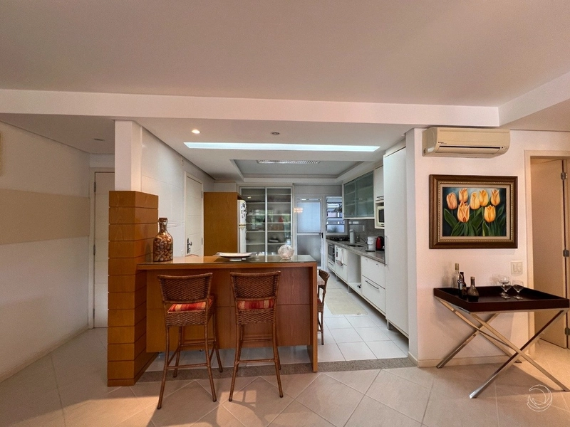Apartamento 3 dorms - 2 suites - Beiramar - Florianópolis: 13ª foto da galeria de imagens do imóvel
