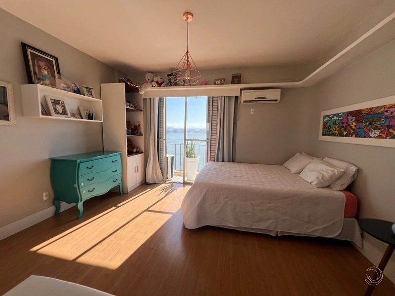 Cobertura 5 dorms - 3 suites - Beiramar - Florianópolis: 26ª foto da galeria de imagens do imóvel