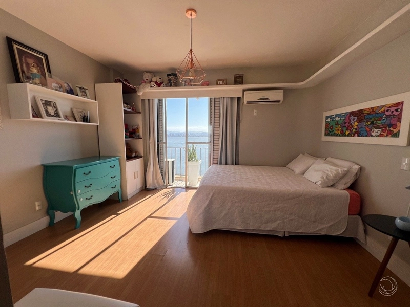 Cobertura 5 dorms - 3 suites - Beiramar - Florianópolis: 25ª foto da galeria de imagens do imóvel