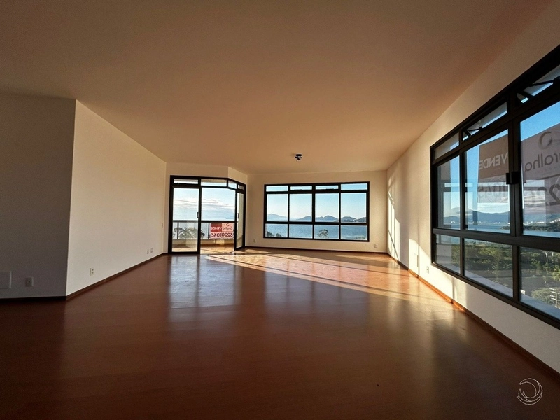 Apartamento 4 dorms - 3 suites - Agronômica - Florianópolis: 1ª foto da galeria de imagens do imóvel
