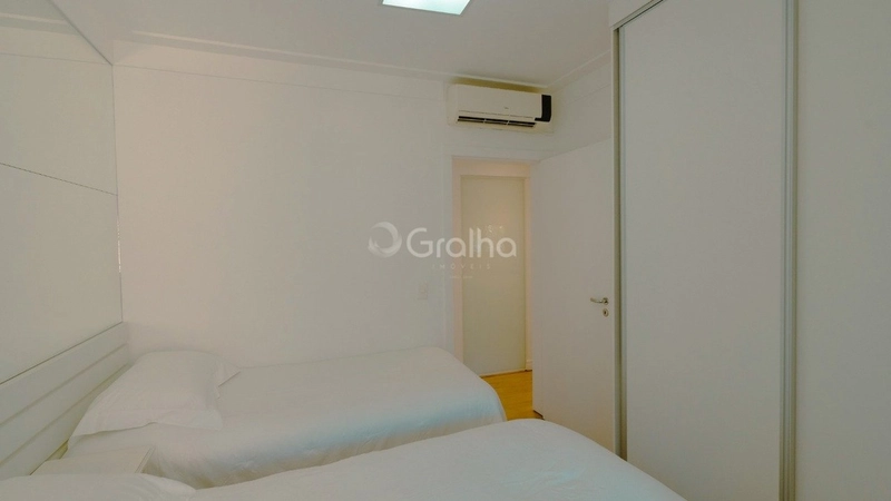Apartamento 3 dormitórios- 3 suítes - Jurerê: 13ª foto da galeria de imagens do imóvel
