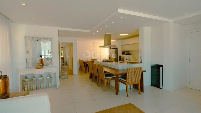 Apartamento 3 dormitórios- 3 suítes - Jurerê: 5ª foto da galeria de imagens do imóvel
