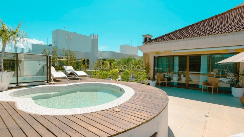 Apartamento 3 dormitórios- 3 suítes - Jurerê: 1ª foto da galeria de imagens do imóvel