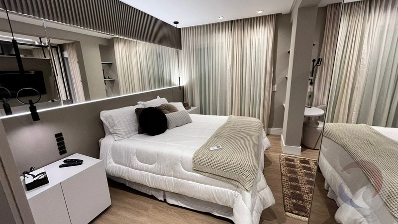 Cobertura 2 quartos - 1 suite no Jurerê - Florianópolis: 26ª foto da galeria de imagens do imóvel