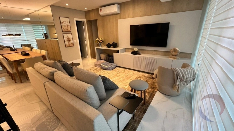 Cobertura 2 quartos - 1 suite no Jurerê - Florianópolis: 2ª foto da galeria de imagens do imóvel