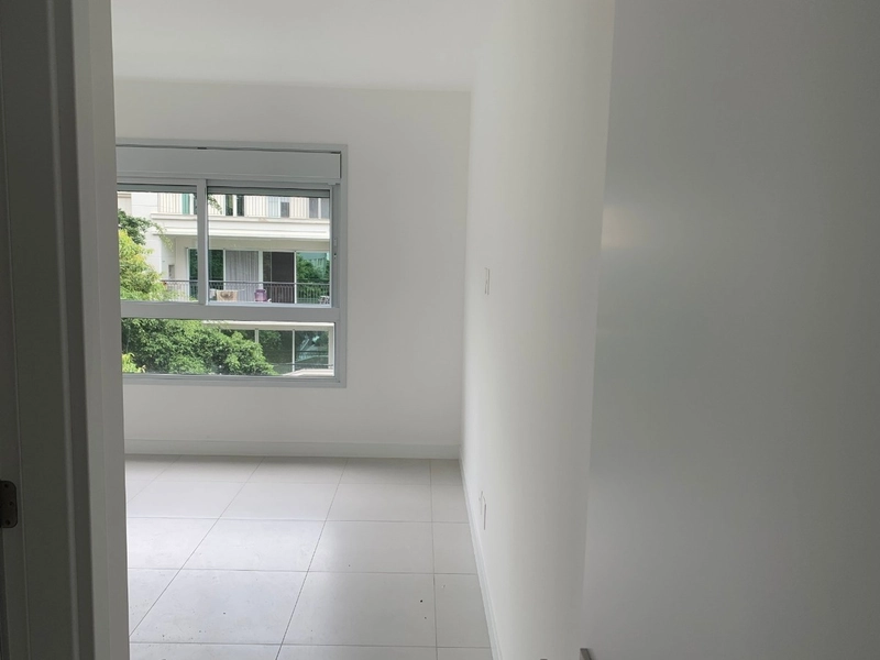 Apartamento 3 dormitórios- 3 suítes - Jurerê: 4ª foto da galeria de imagens do imóvel