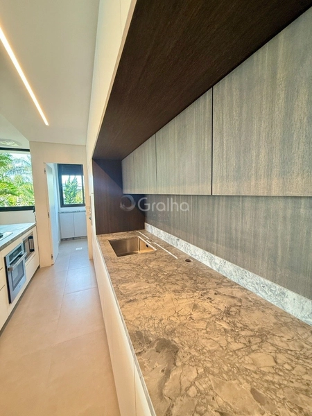 Apartamento 3 dormitórios- 3 suítes - em Jurerê: 8ª foto da galeria de imagens do imóvel