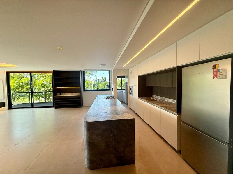 Apartamento 3 dormitórios- 3 suítes - em Jurerê: 7ª foto da galeria de imagens do imóvel