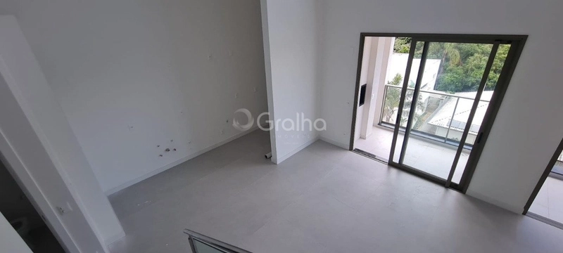 Apartamento duplex 2 dorms - 2 suites- Jurerê: 3ª foto da galeria de imagens do imóvel