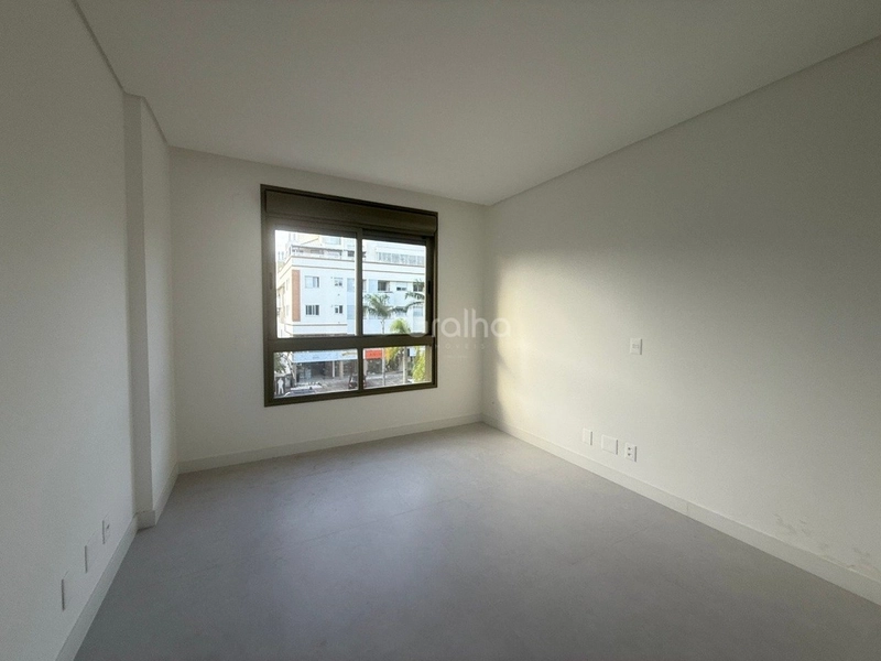 Apartamento 2 suites em Jurerê: 11ª foto da galeria de imagens do imóvel