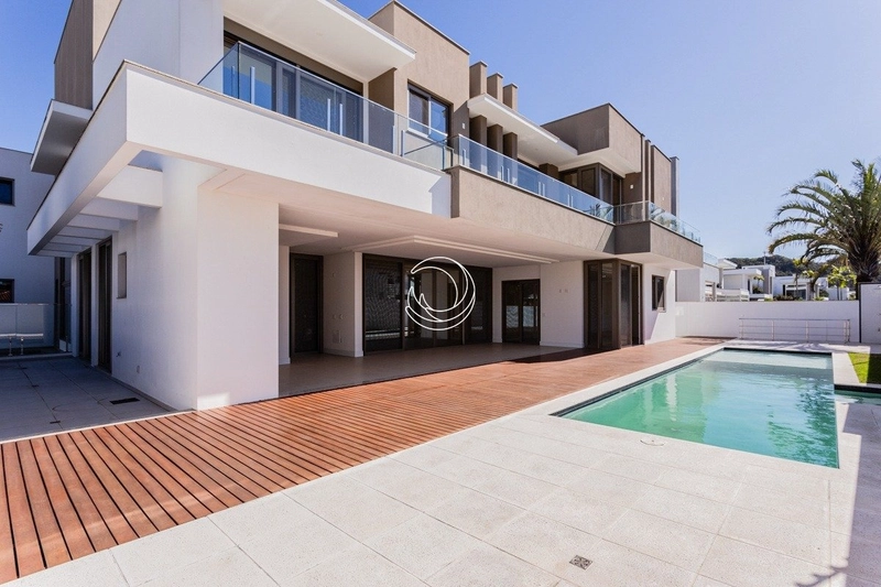 Casa Jurerê Premier - Florianópolis: 3ª foto da galeria de imagens do imóvel