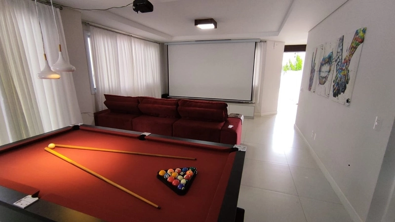 Casa em Jurerê - Florianópolis: 12ª foto da galeria de imagens do imóvel