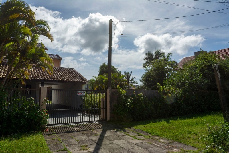 Casa no Balneário Atami em Pontal do Paraná: 3ª foto da galeria de imagens do imóvel