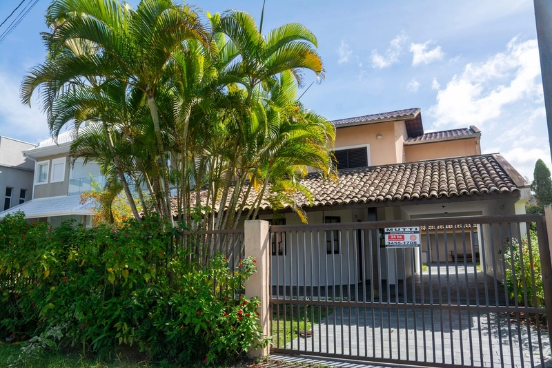 Casa no Balneário Atami em Pontal do Paraná: 6ª foto da galeria de imagens do imóvel