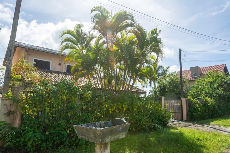 Casa no Balneário Atami em Pontal do Paraná: 4ª foto da galeria de imagens do imóvel