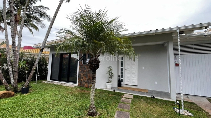 Casa em Jurerê Internacional com 3 quartos 1 suíte: 31ª foto da galeria de imagens do imóvel