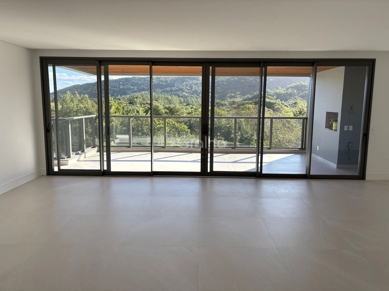 Apartamento 3 suites em Jurerê - Florianópolis: 2ª foto da galeria de imagens do imóvel