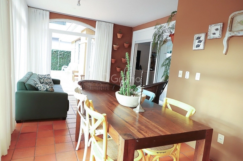 Casa em Florianópolis na Lagoa da Conceição: 11ª foto da galeria de imagens do imóvel