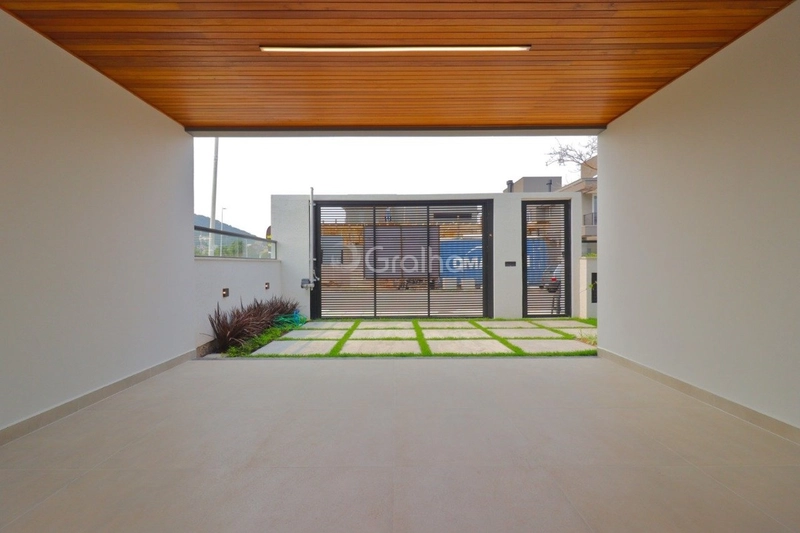 Casa em Florianópolis na Lagoa da Conceição: 5ª foto da galeria de imagens do imóvel