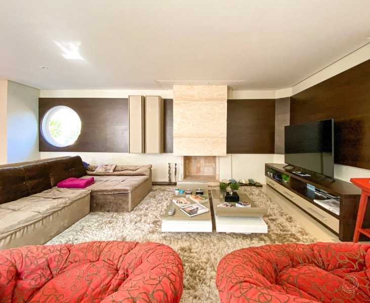 Casa em Jurerê - 5 suítes: 3ª foto da galeria de imagens do imóvel