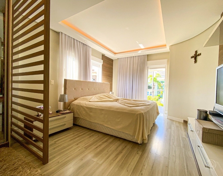 Casa em Jurerê - 5 suítes: 16ª foto da galeria de imagens do imóvel