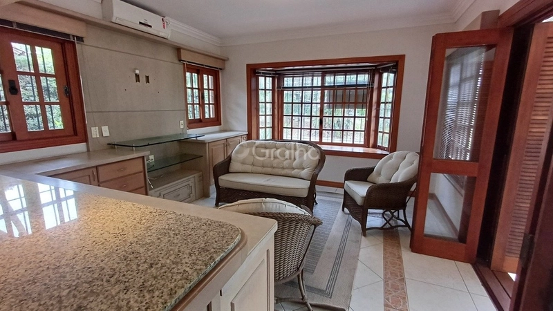Casa com 4 suítes em Jurerê: 14ª foto da galeria de imagens do imóvel
