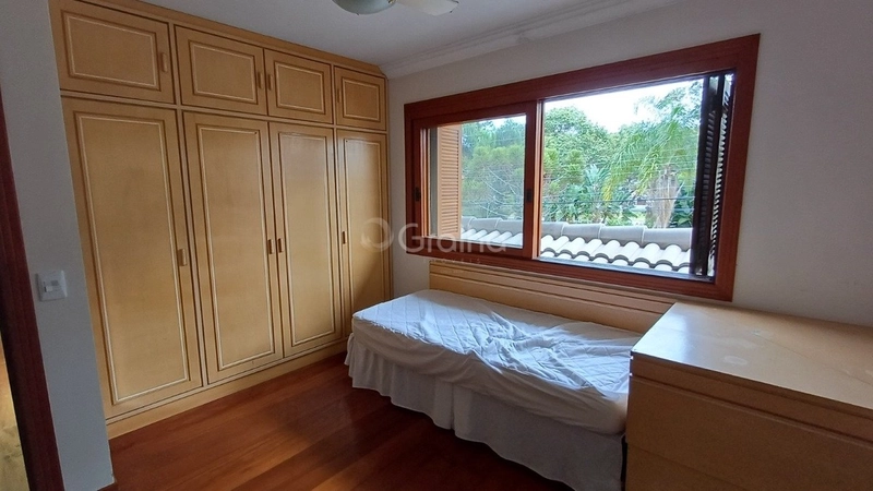 Casa com 4 suítes em Jurerê: 4ª foto da galeria de imagens do imóvel
