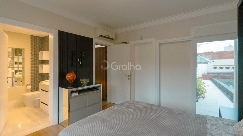 Casa em Jurerê - 5 quartos: 37ª foto da galeria de imagens do imóvel