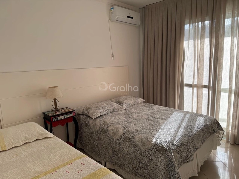 Casa em Jurerê - 5 quartos: 18ª foto da galeria de imagens do imóvel