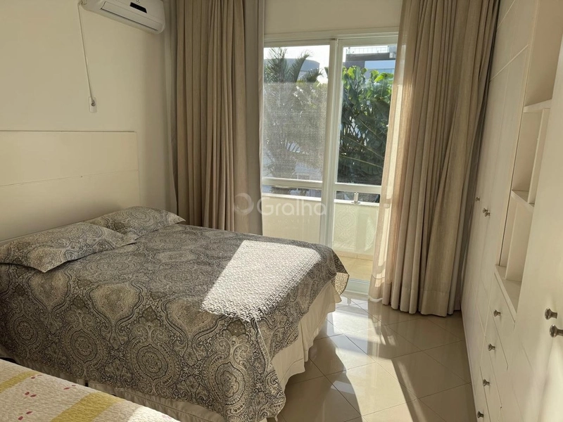 Casa em Jurerê - 5 quartos: 17ª foto da galeria de imagens do imóvel