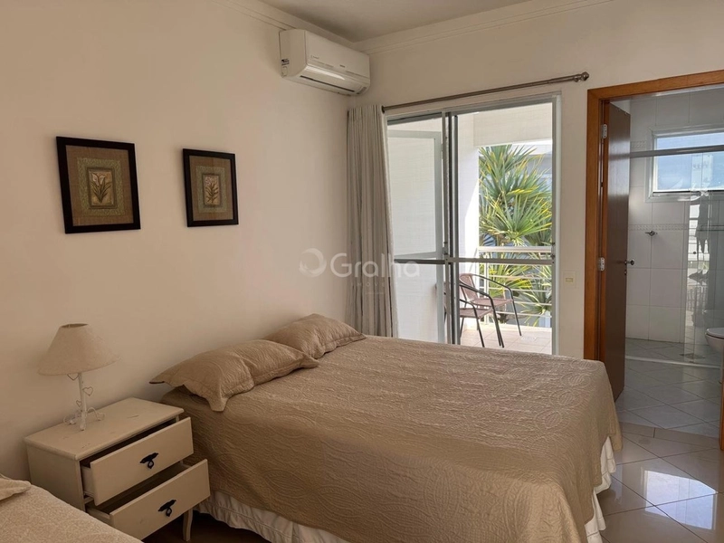 Casa em Jurerê - 5 quartos: 16ª foto da galeria de imagens do imóvel