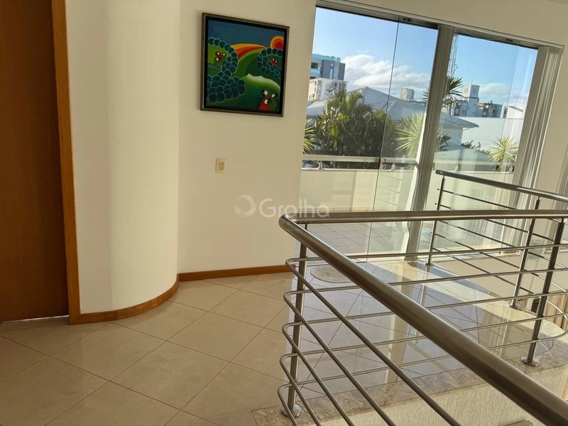 Casa em Jurerê - 5 quartos: 14ª foto da galeria de imagens do imóvel