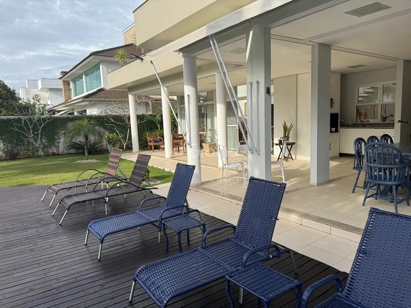 Casa em Jurerê - 5 quartos: 24ª foto da galeria de imagens do imóvel