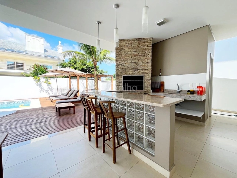 Casa em Jurerê - 4 suítes: 10ª foto da galeria de imagens do imóvel