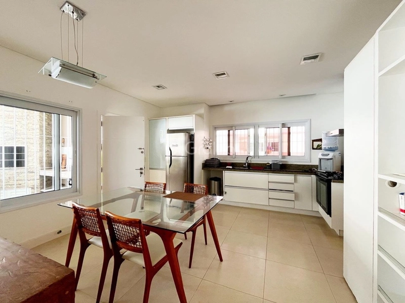Casa em Jurerê - 4 suítes: 11ª foto da galeria de imagens do imóvel