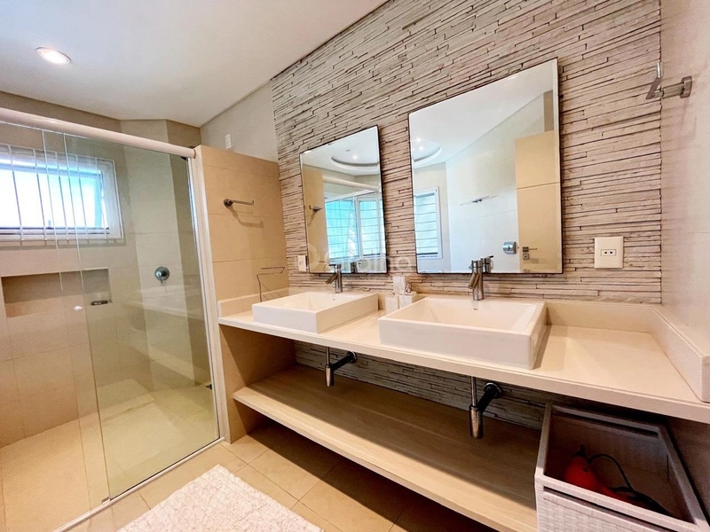 Casa em Jurerê - 4 suítes: 26ª foto da galeria de imagens do imóvel