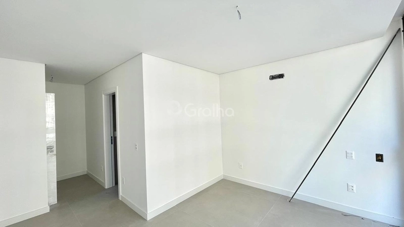 Apartamento 3 dormitórios- 3 suítes - Jurerê - Florianópolis: 5ª foto da galeria de imagens do imóvel