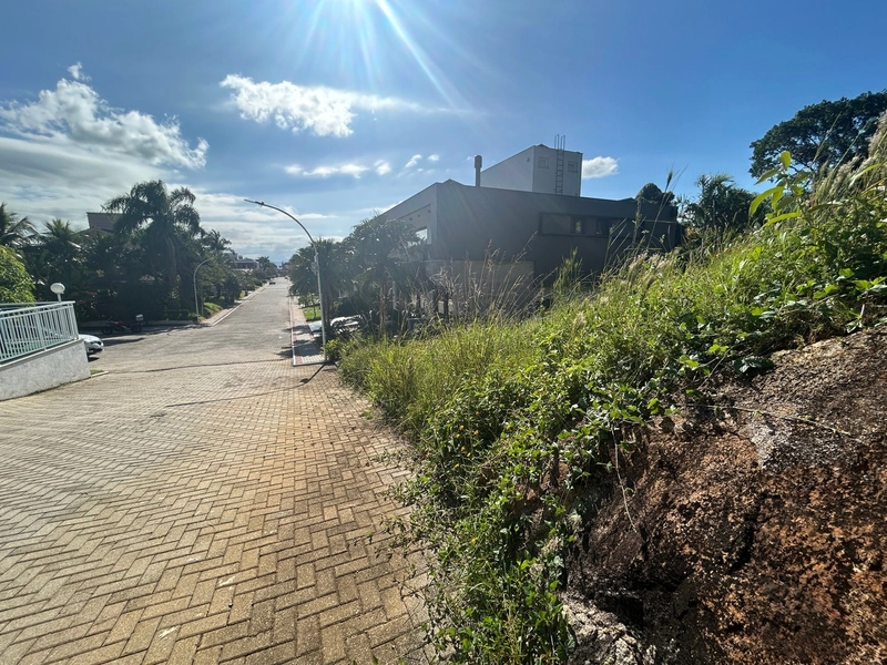 Terreno na Cachoeira do Bom Jesus em condomínio: 11ª foto da galeria de imagens do imóvel
