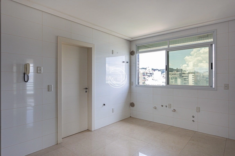 Apartamento 4 dorms - 4 suite - Centro - Florianópolis: 12ª foto da galeria de imagens do imóvel