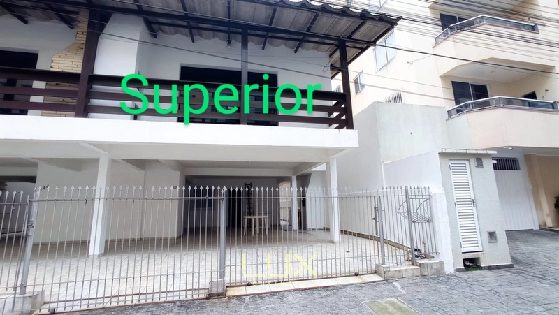 CASA MEIA PRAIA: 2ª foto da galeria de imagens do imóvel