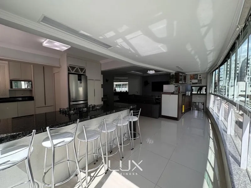 Aconchegante Apartamento em Meia Praia: 20ª foto da galeria de imagens do imóvel