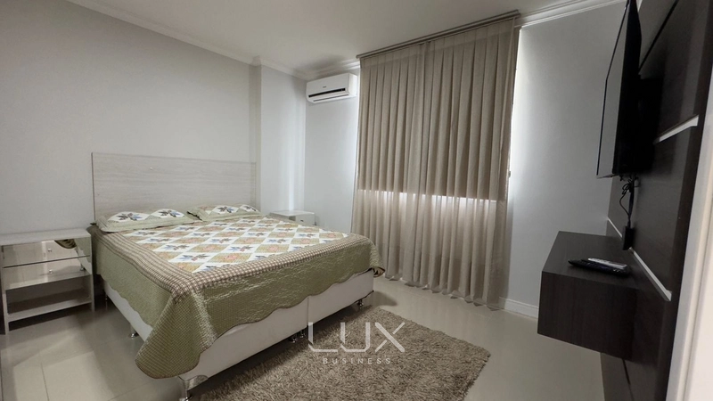 Aconchegante Apartamento em Meia Praia: 38ª foto da galeria de imagens do imóvel