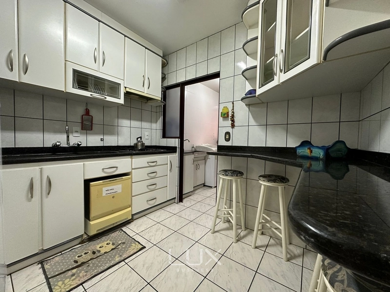 APARTAMENTO QUADRA MAR: 4ª foto da galeria de imagens do imóvel